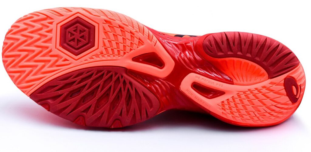 Gumowa podeszwa w butach Asics Metarise Tokyo