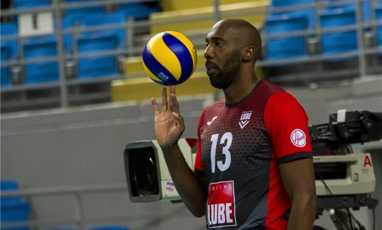 Robertlandy Simon - środkowy